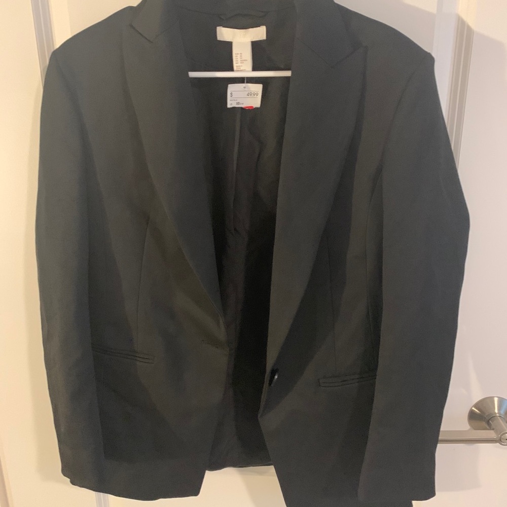 Shoulder pad blazer